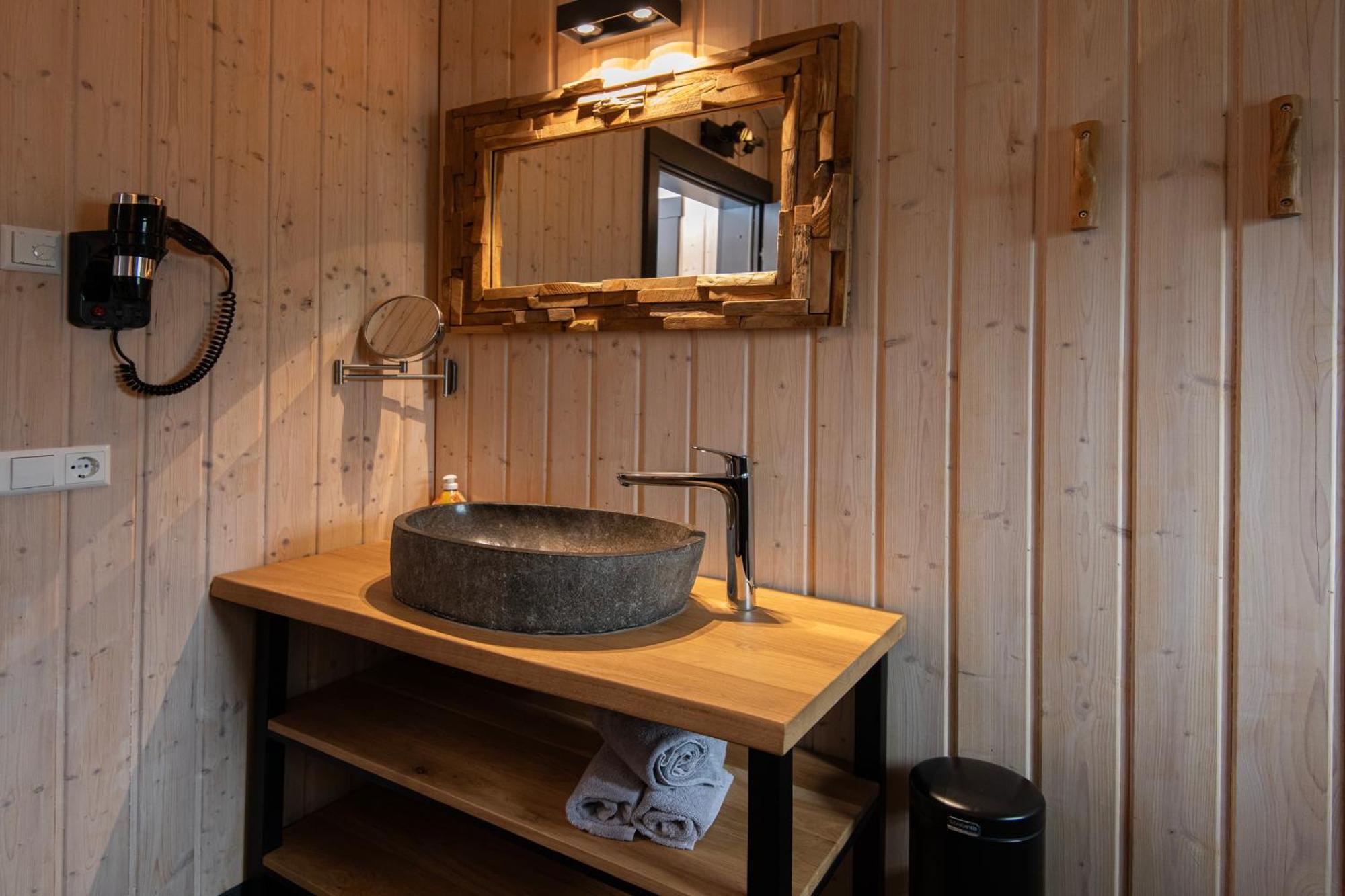 Kustelberg Lodges Medebach Ngoại thất bức ảnh